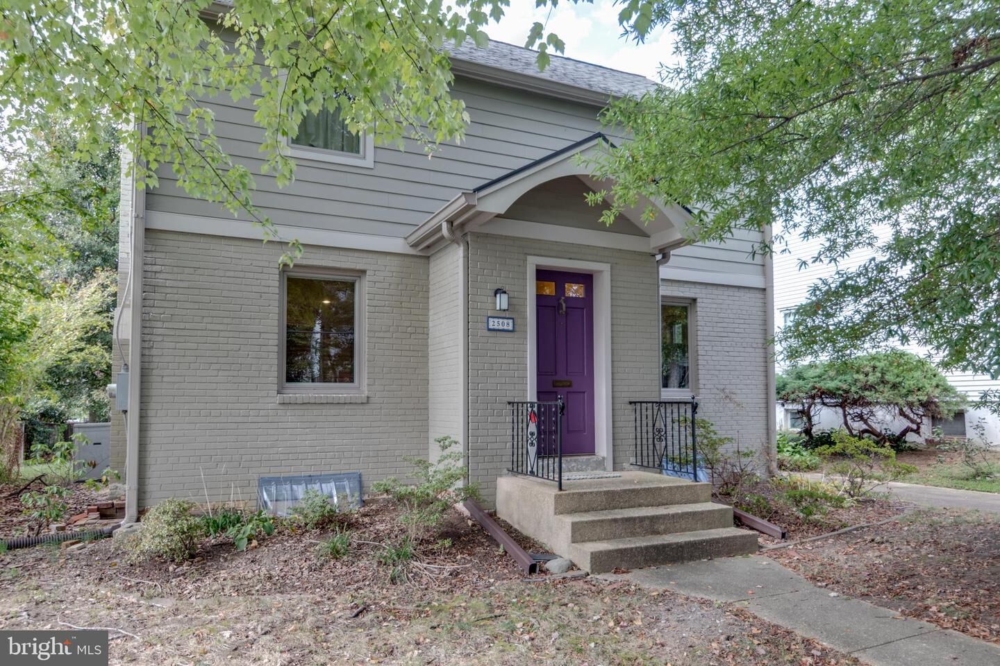 Property Photo: 2508 Davis Avenue VA 22302