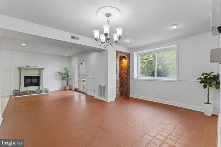 Property Photo: 202 Buckingham Lane 102 VA 22556