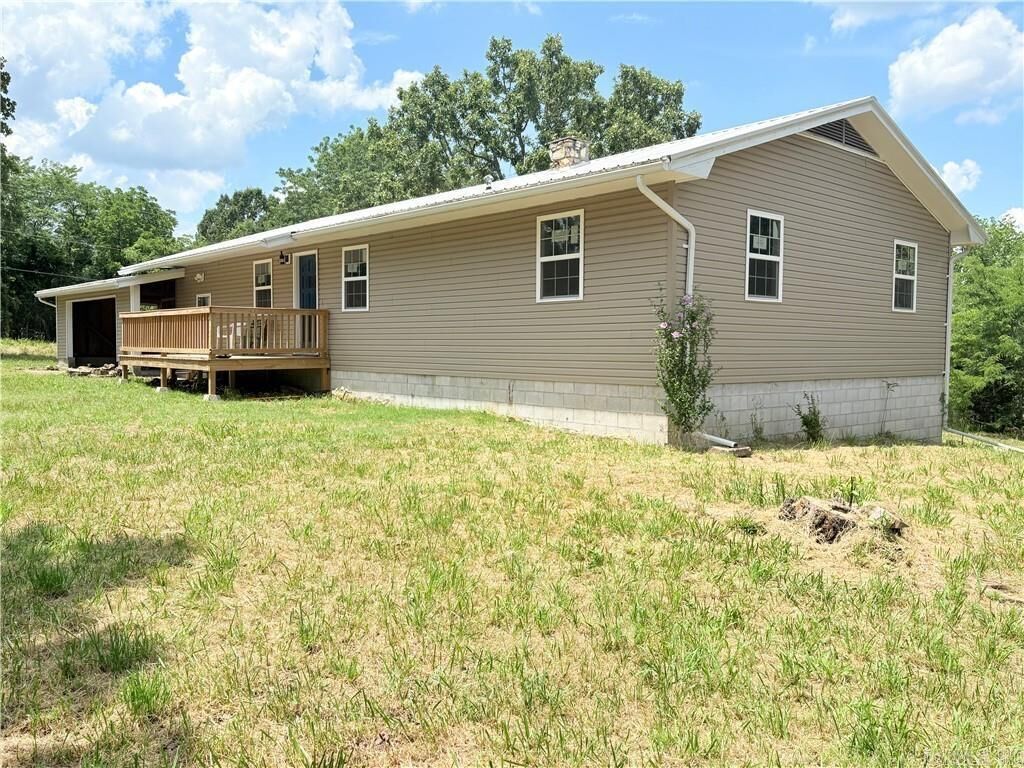 Property Photo: 4 Shady Knoll Lane AR 72687