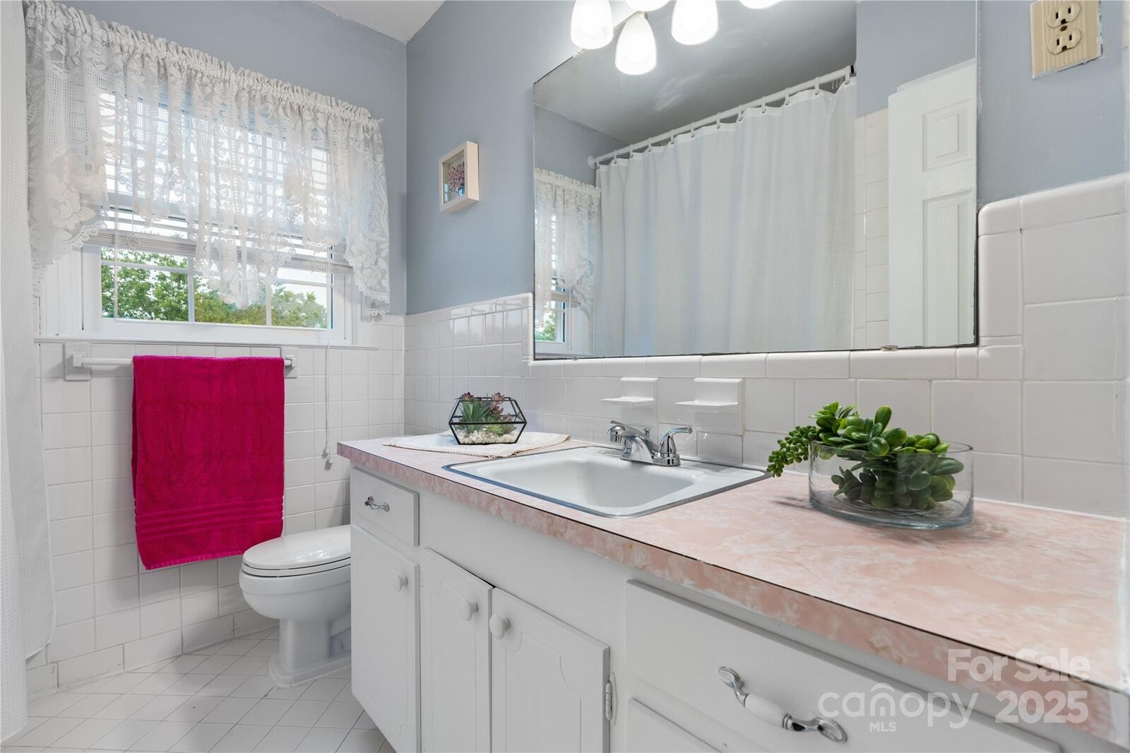 Property Photo:  1287 Queensgate Street  NC 28054 