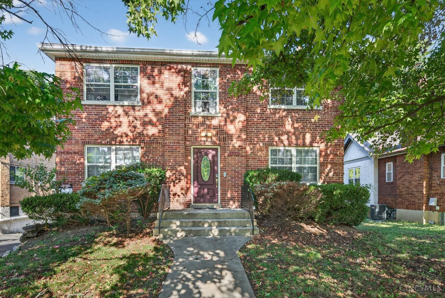 Property Photo: 5541 Bosworth Place OH 45212