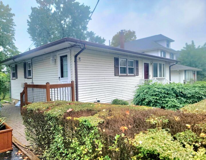 Property Photo: 937 N Concourse NJ 07735