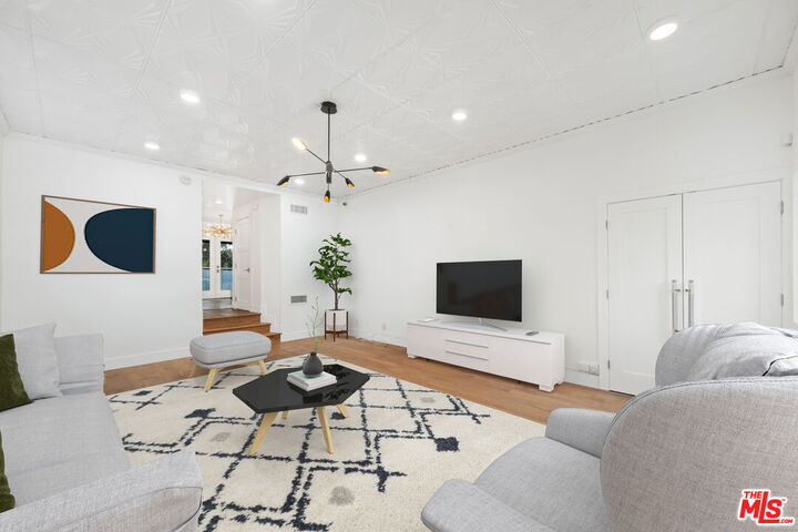 Property Photo: 2250 Nichols Canyon Rd CA 90046