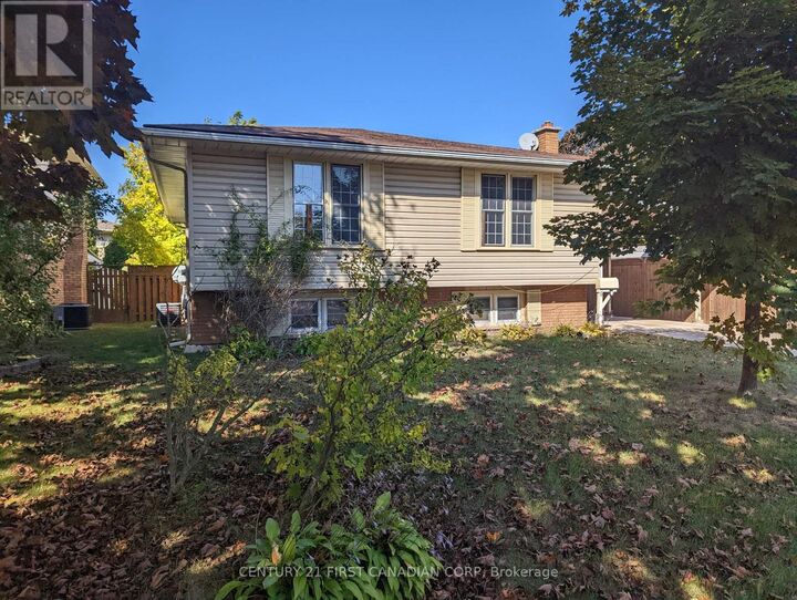 Property Photo: 6 Spartan Drive ON N3R 6C7