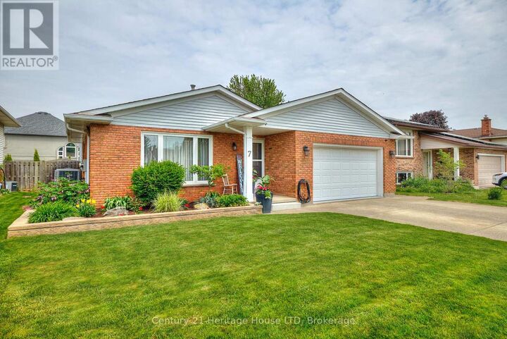 7 Huntington Lane  St. Catharines (Grapeview) ON L2S 3J5 photo