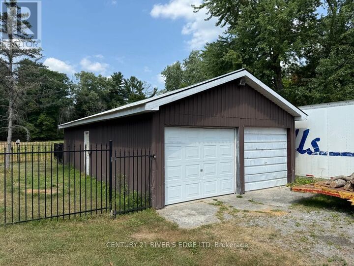 Property Photo:  1432 County Rd 2 Road  ON K6V 5P3 
