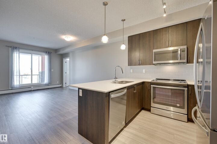 Property Photo: 17 Columbia Avenue 301 AB T9G 1Y7