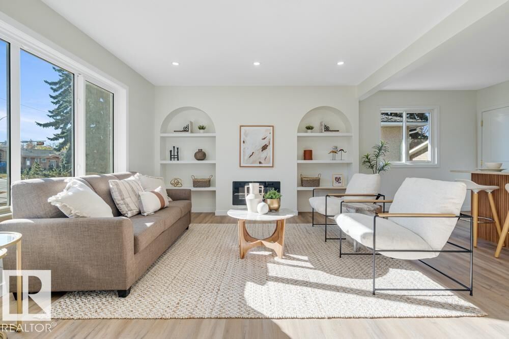 Property Photo:  13436 118 Avenue NW  AB T5L 2L8 