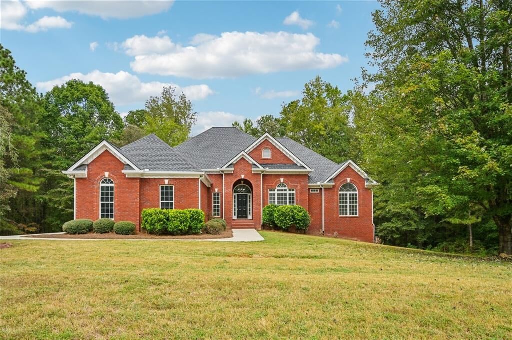 Property Photo:  200 Clear Spring Lane  GA 30054