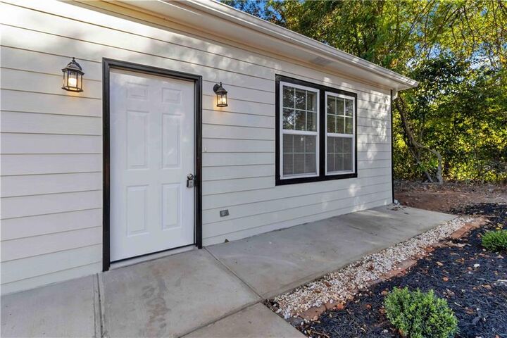 Property Photo: 908 Emory Street GA 30054