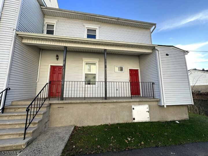 Property Photo:  89 Getty Ave 3  NJ 07011