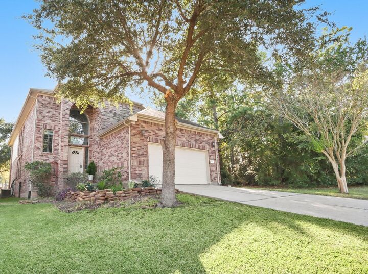 Property Photo:  138 Harbour Town Drive  TX 77356