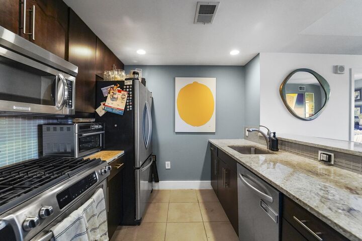 Property Photo:  800 Jackson St 602  NJ 07030 