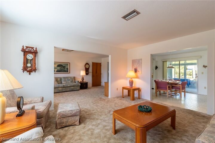 Property Photo:  956 Peachtree Drive  FL 33852 