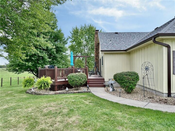 Property Photo:  904 Lake Manor Drive  MO 64683 