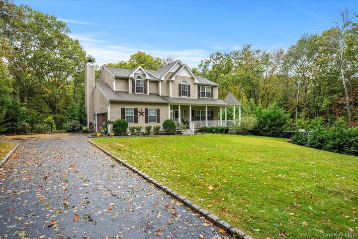 Property Photo: 10 Cedar Grove Terrace NY 11953