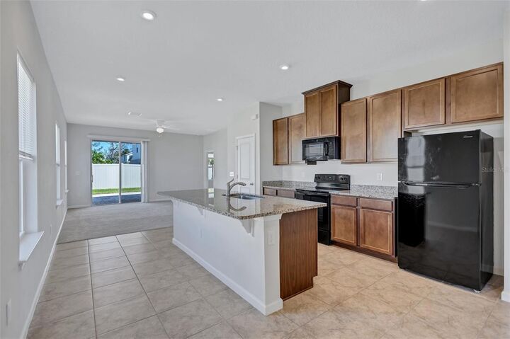 Property Photo: 8626 Bonfire Way FL 34219