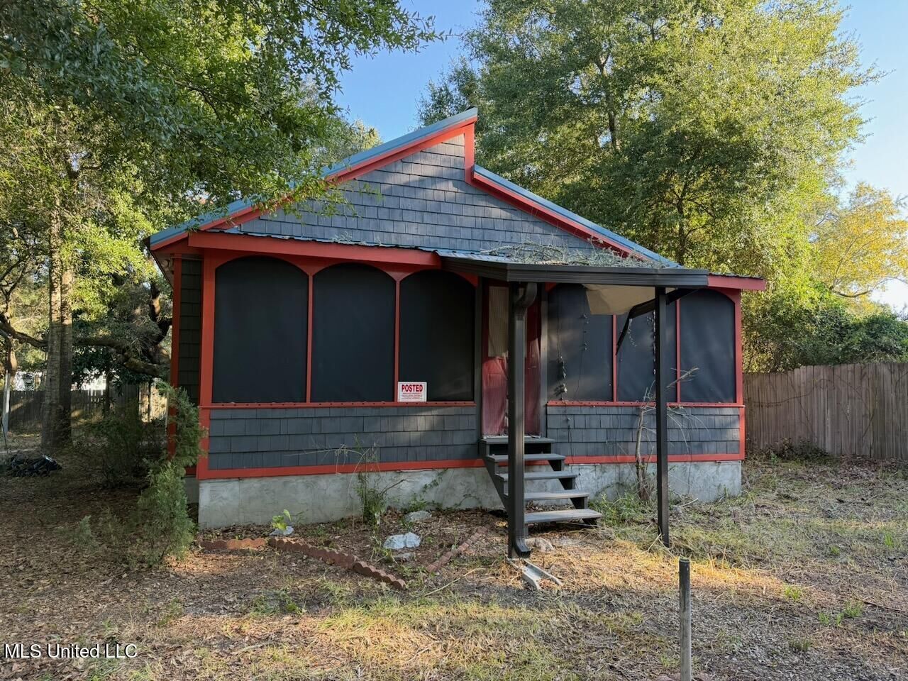 Property Photo: 807 27th Street MS 39501