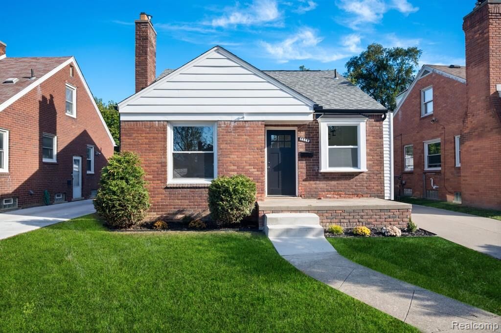 Property Photo:  14643 Lydia Avenue  MI 48021 2846