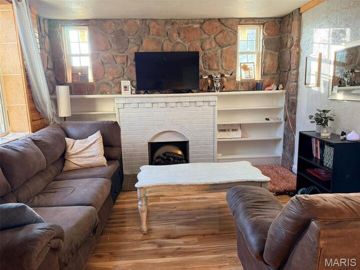 Property Photo: 605 Third Street MO 63764