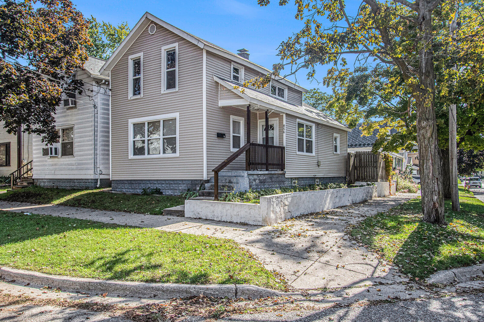 Property Photo:  856 SW Watson Street SW  MI 49504 