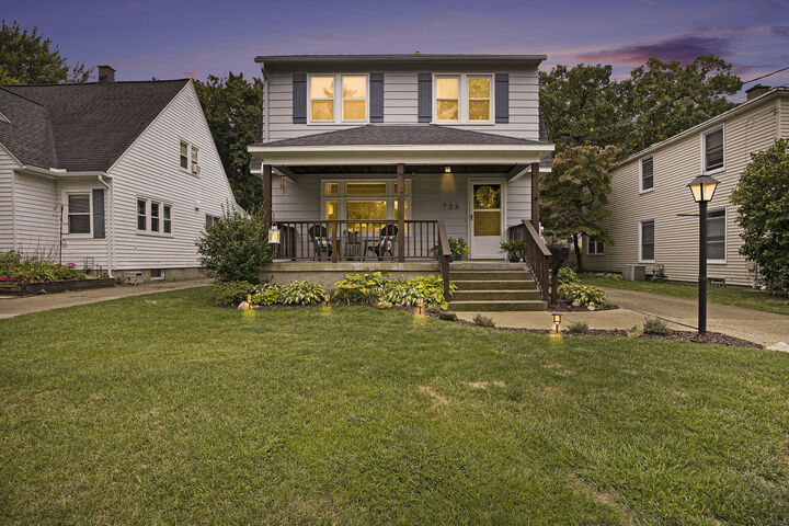 Property Photo: 726 SE Deming Street SE MI 49507