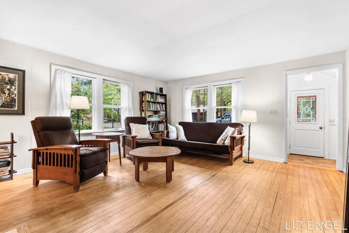Property Photo: 3083 May Avenue MI 49406