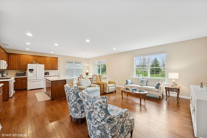 Property Photo: 451 Mahogany Drive IL 60102