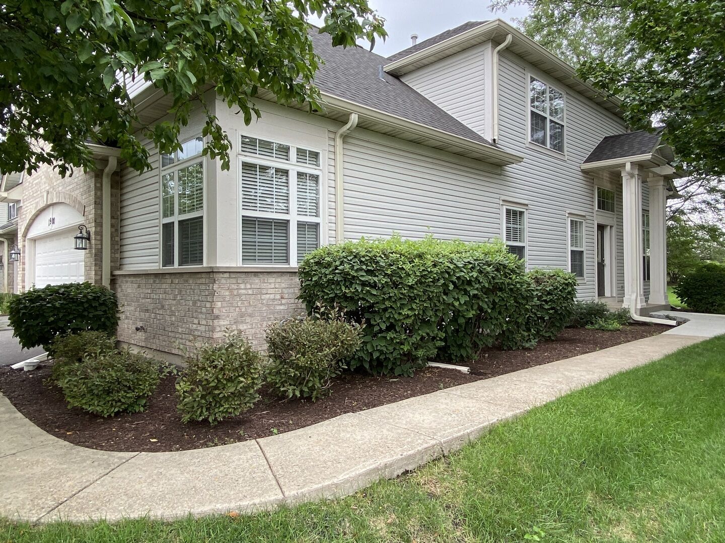 Property Photo:  11900 Winterberry Lane  IL 60585 