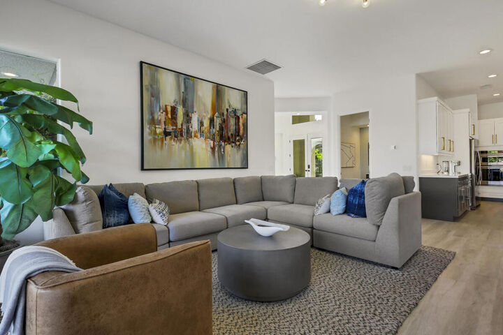 Property Photo: 8 Victoria Falls Drive CA 92270