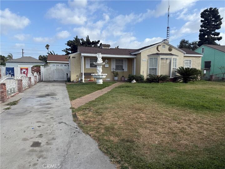 Property Photo:  12120 Muriel  CA 90262 