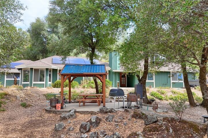 Property Photo:  51648 Coyote Ridge  CA 93644 