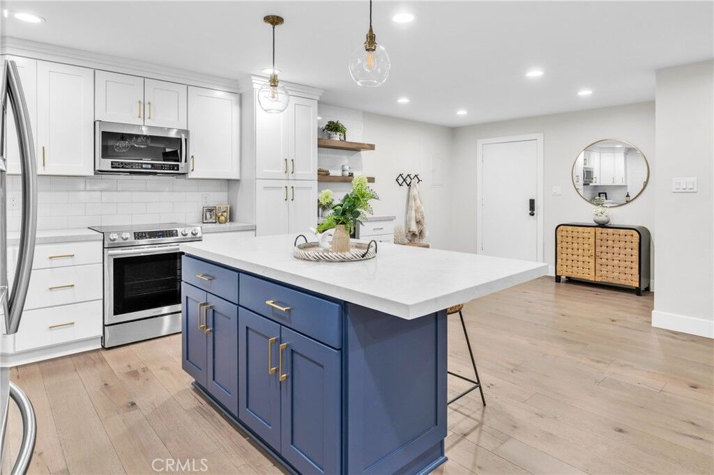 Property Photo:  7890 E Spring Street 10F  CA 90815 