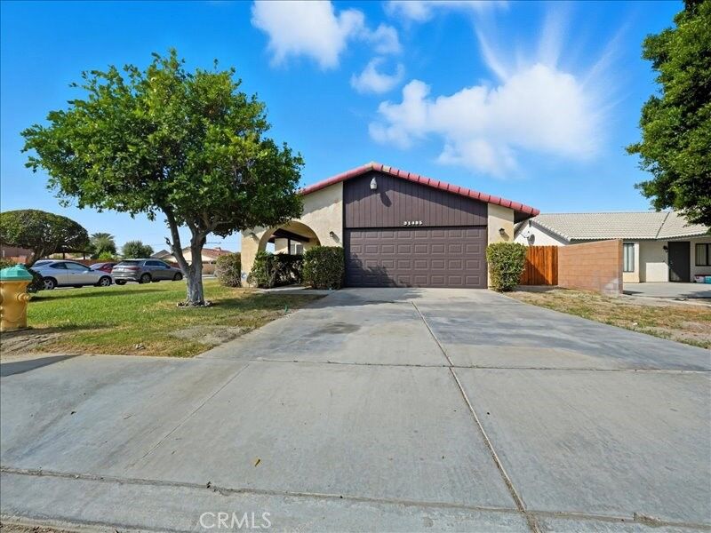 Property Photo:  31495 Avenida Valdez  CA 92234 