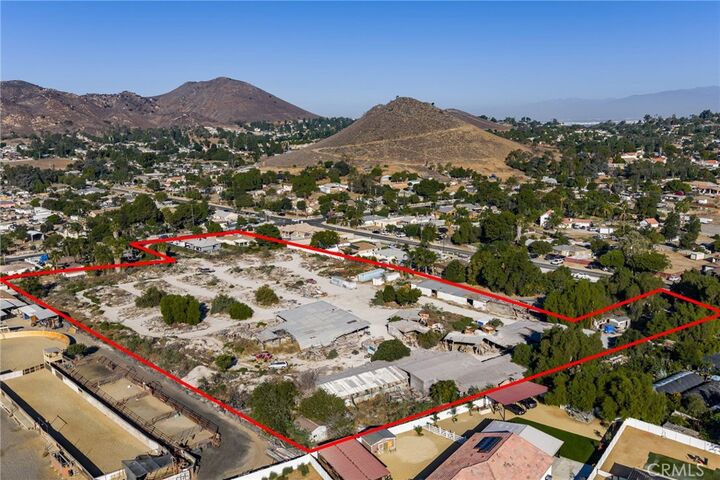 10702 Cypress  Riverside CA 92505 photo