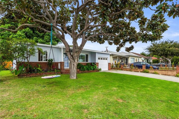 Property Photo: 2825 Martha CA 90501