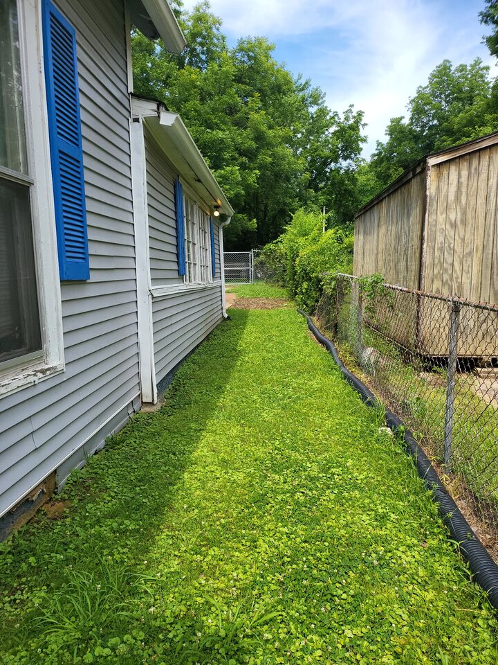 Property Photo:  521 N Hays Ave  TN 38301 