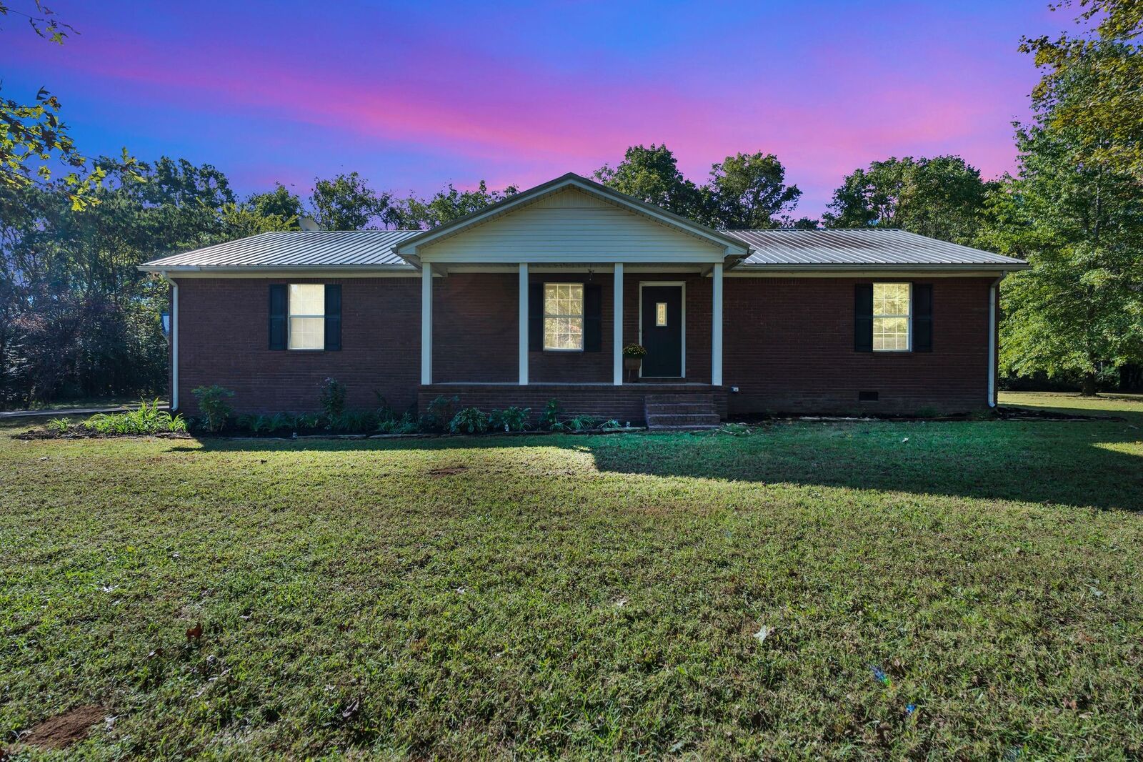 Property Photo:  547 Busby Rd  TN 38469
