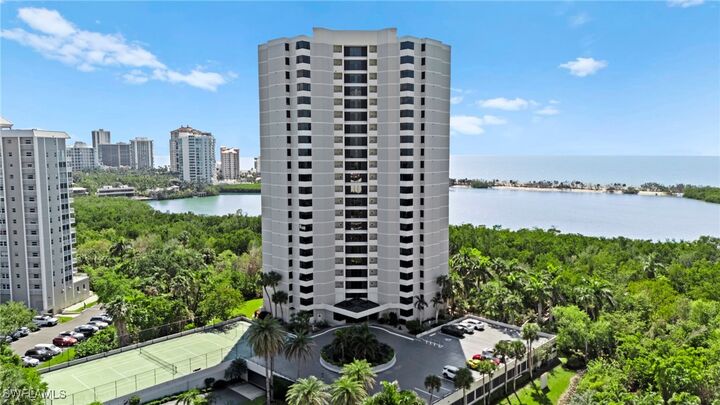 Property Photo: 5555 Heron Point Drive 801 FL 34108