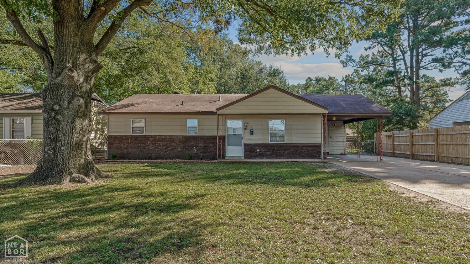 Property Photo:  144 Henry  AR 72354 