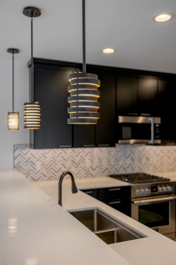 Property Photo:  2213 Hauser Boulevard  MT 59601 