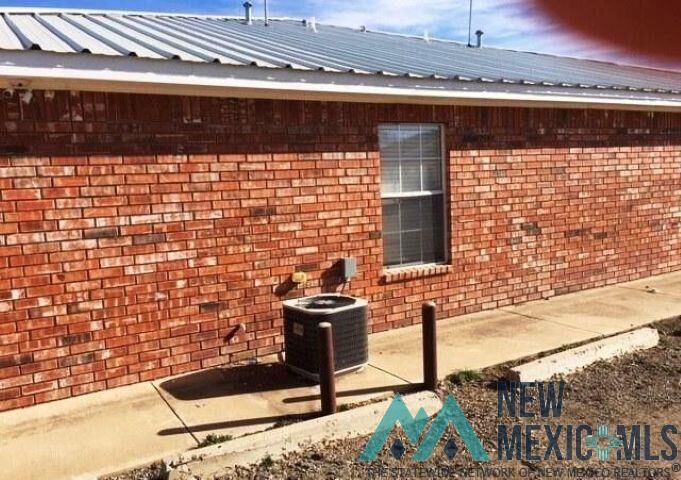 Property Photo:  129 A Townsgate Plaza  NM 88101
