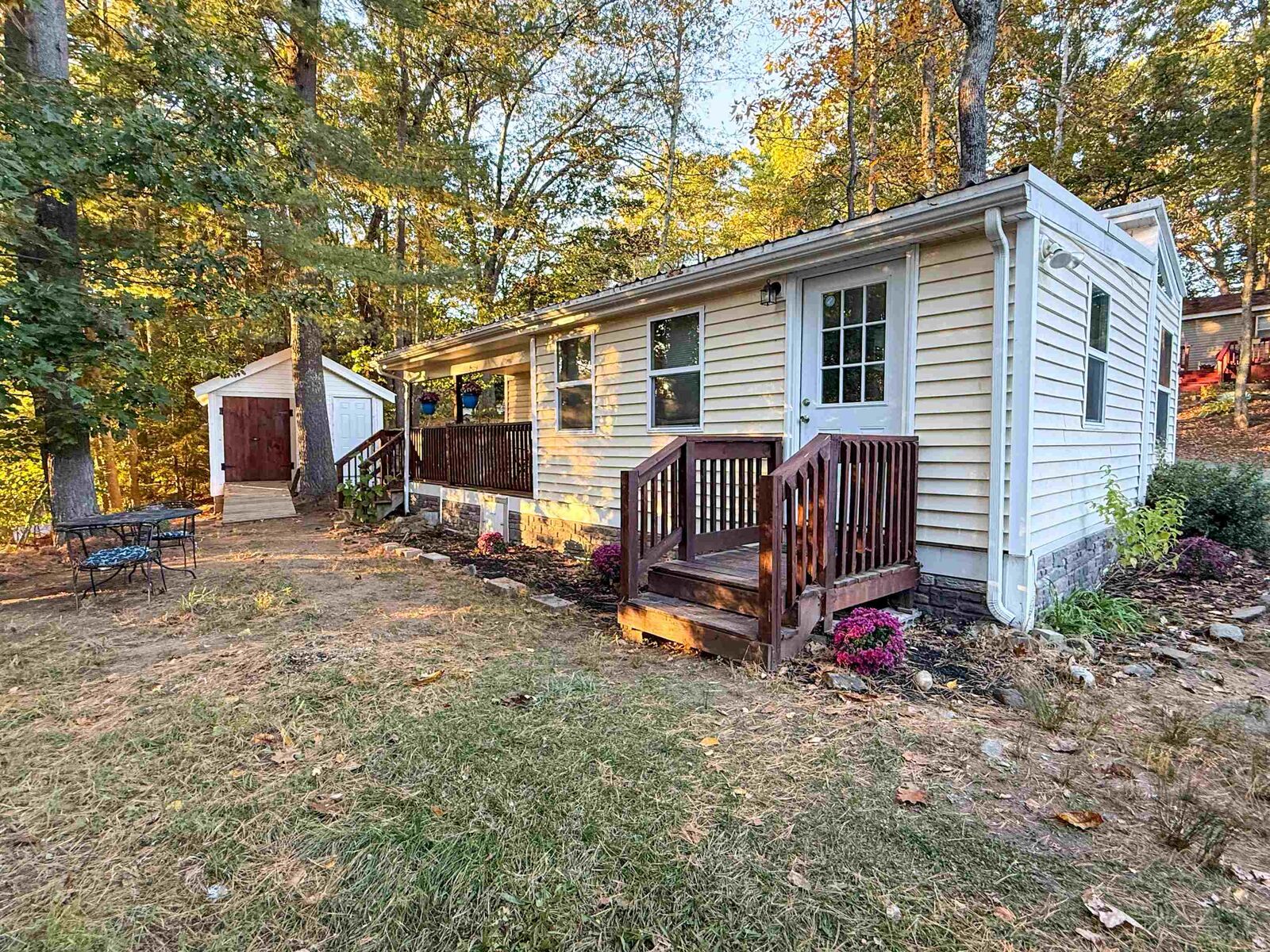 Property Photo:  7 Nicholas Circle  NH 03819 