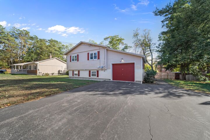 Property Photo: 8 Cardinal Road NH 03301