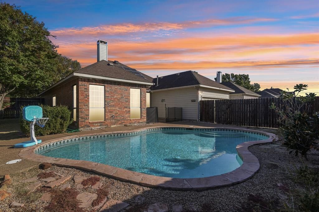 Property Photo: 11801 Humberside Drive TX 75035