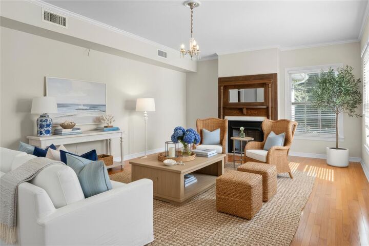 Property Photo:  501 E Dallas Avenue  TX 75432