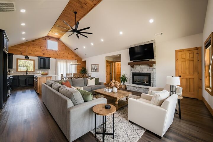 Property Photo:  12092 Guyll Ridge Road  AR 72756 