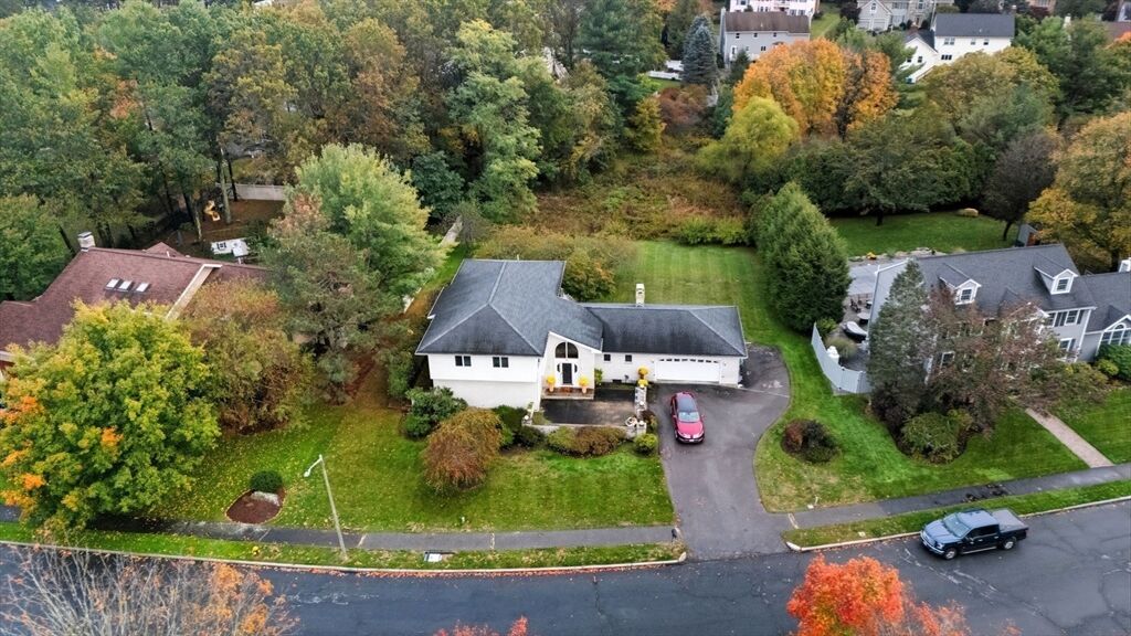 Property Photo: 98 Lilah Ln MA 01867