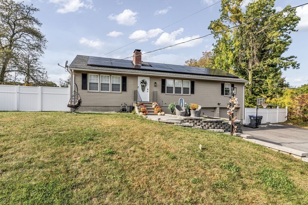 Property Photo:  174 Pleasant St  MA 01844 