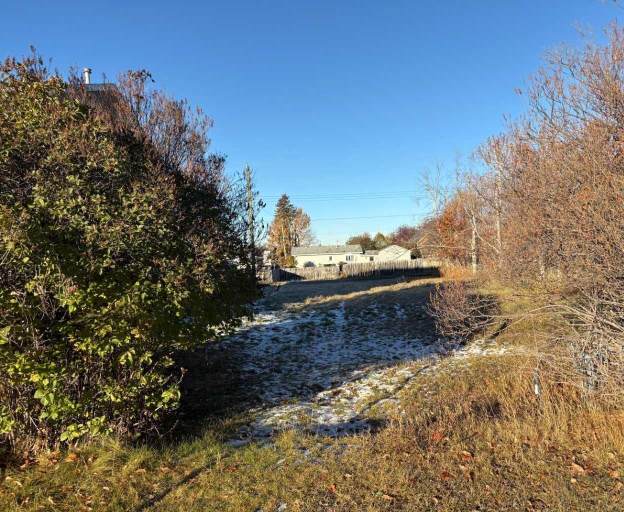 Photo de la propriété: 4524 46 Street AB T4T 1C6